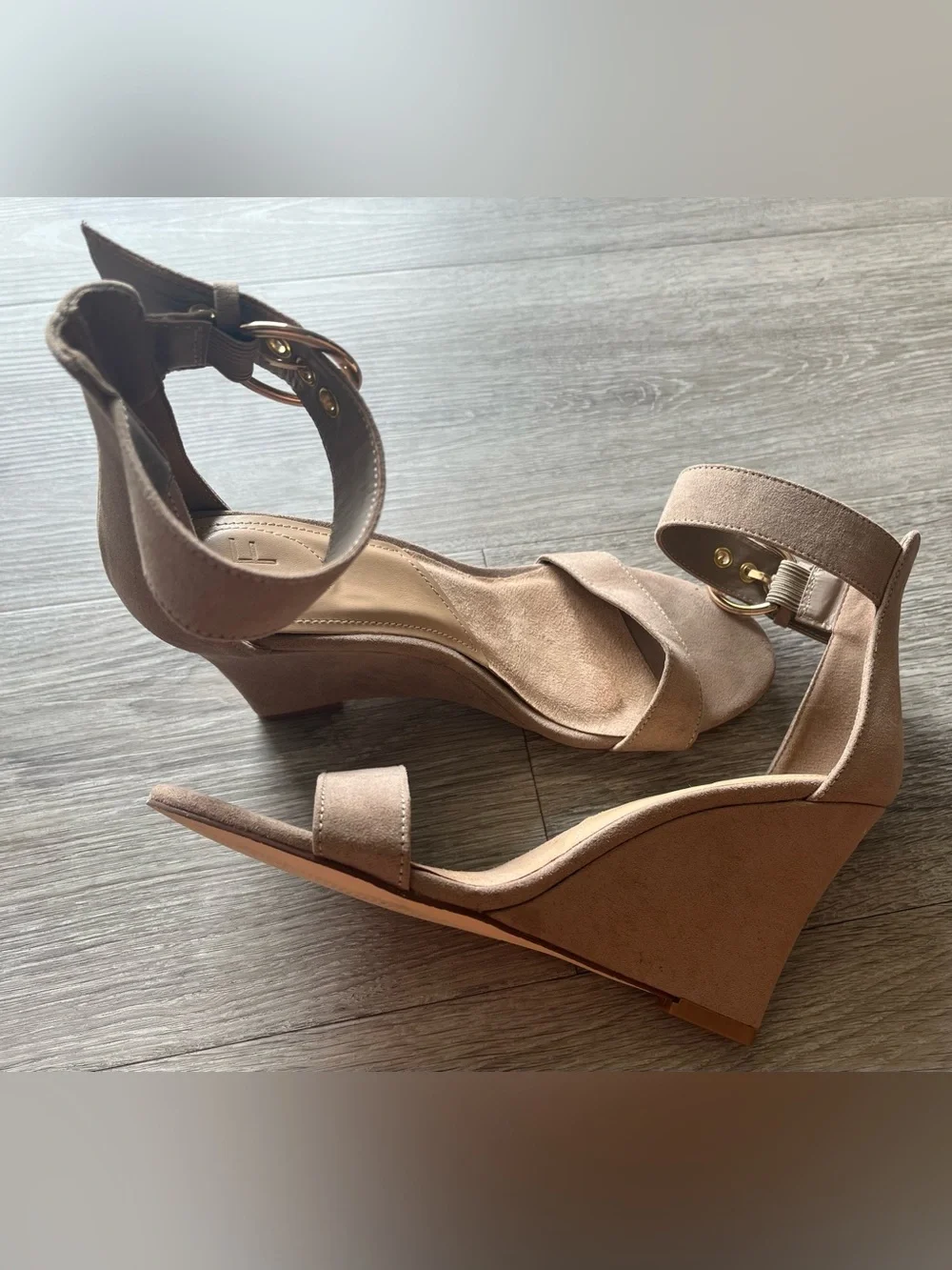 JustFab women taupe